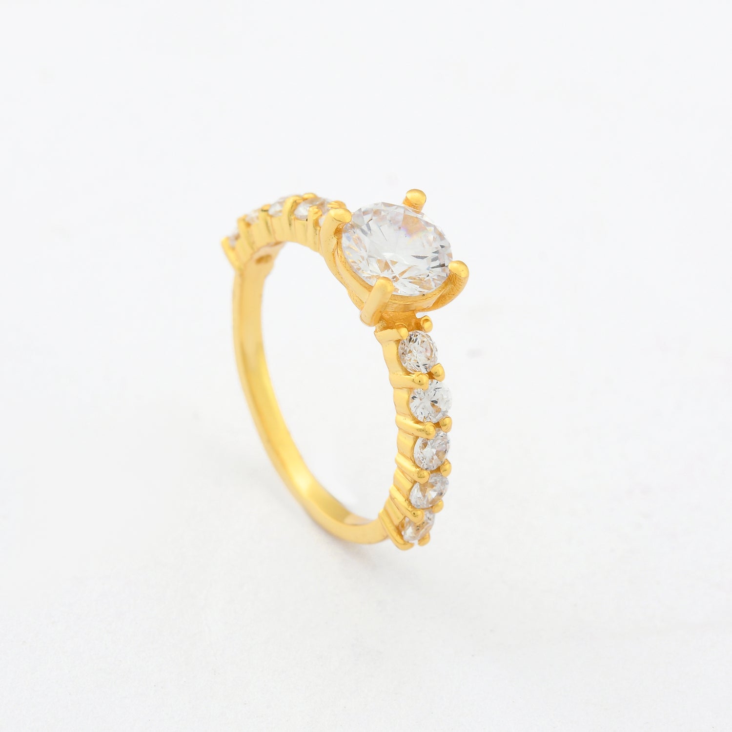 Bold Diamond Zirocnia RIng