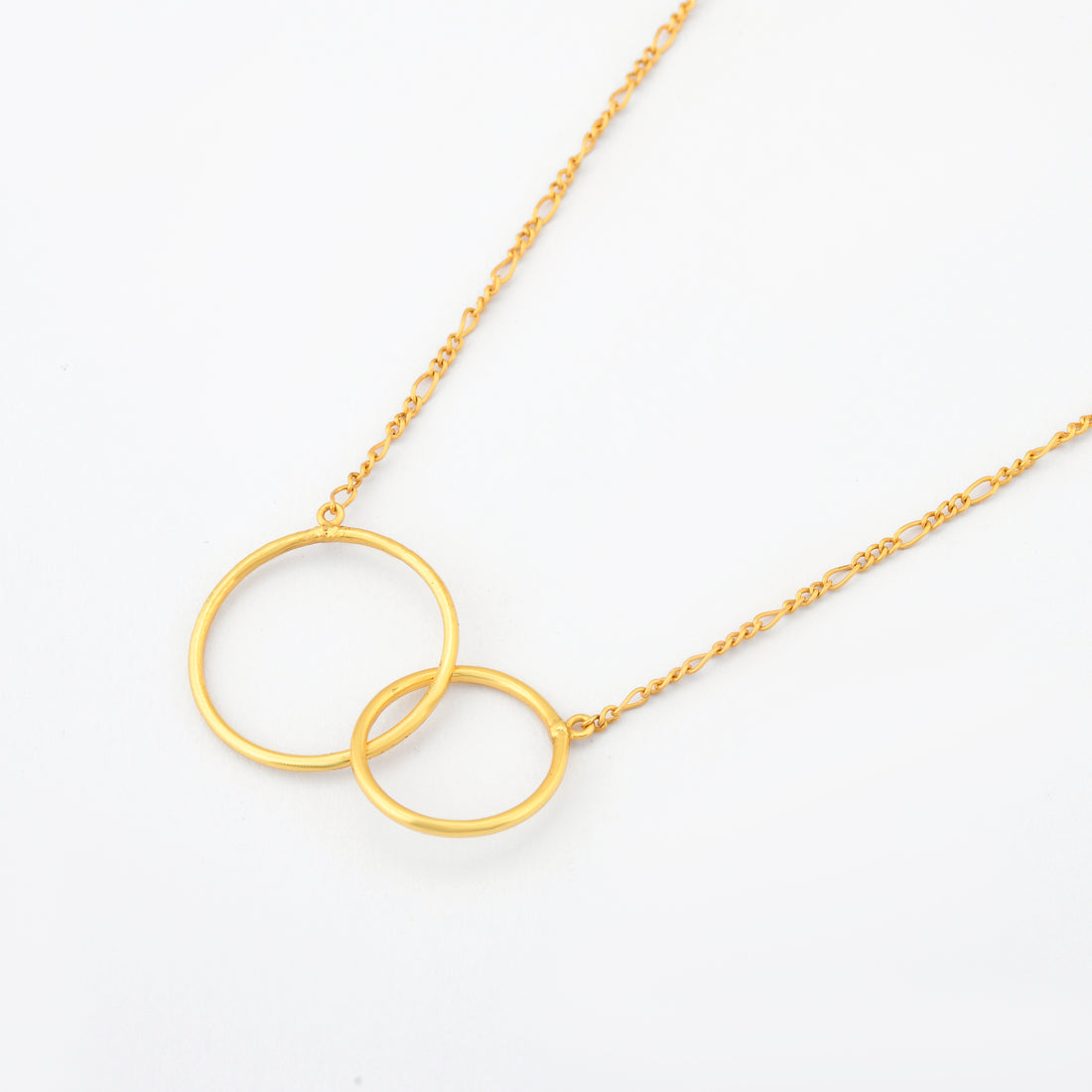 Interlinked Rings Pendant Necklace