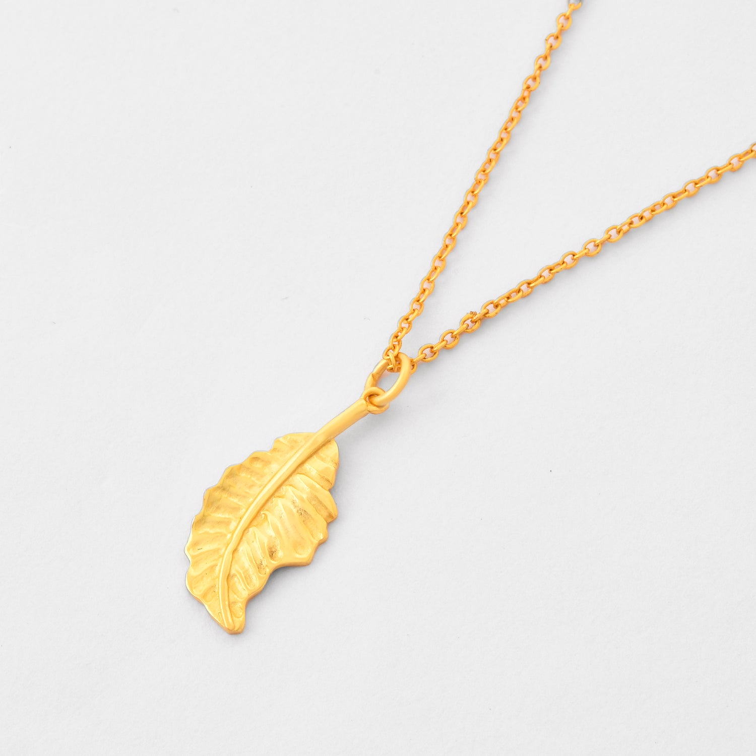 Leaf Pendant Necklace